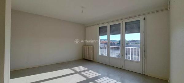Location Appartement 2 pièces 45 m2 à Carmaux