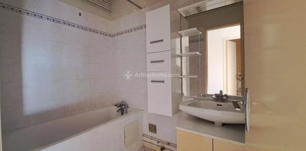 Location Appartement 2 pièces 45 m2 à Carmaux