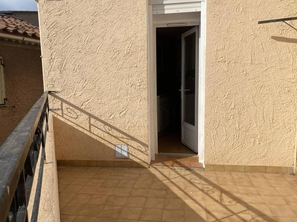 Maison de ville T8- deux appartements T4 sépares - Terrasses - Grenier - Garage / Quartier pont de bois