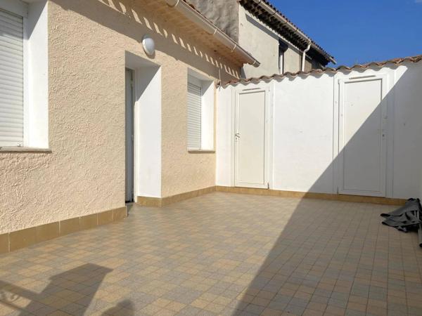 Maison de ville T8- deux appartements T4 sépares - Terrasses - Grenier - Garage / Quartier pont de bois