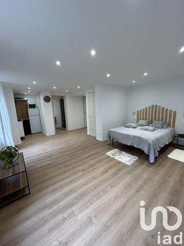 Immeuble à vendre 210 m² Hauts de Bienne