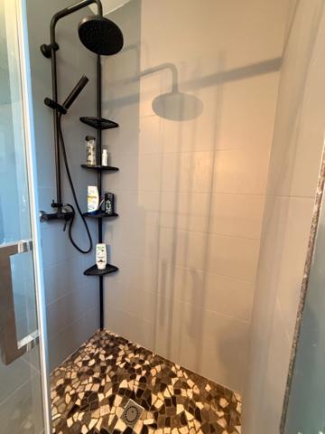Pavillon de plain pied 136m², de 2012, 5 chambres, sur terrain de 1719m² 229 000 €