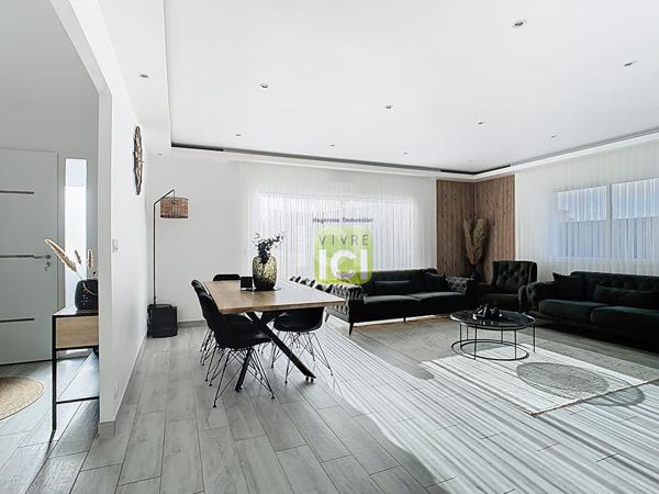 Maison Cholet 6 pièce(s) 140 m2 PLAIN-PIED