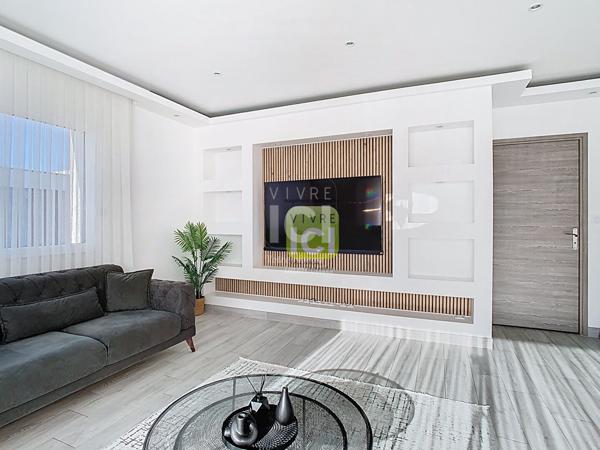 Maison Cholet 6 pièce(s) 140 m2 PLAIN-PIED