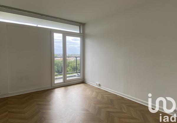 Appartement 4 pièces de 118 m² à Croix (59170)