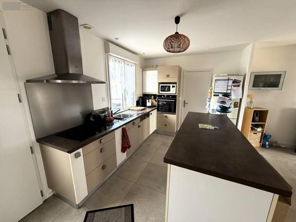 Location - Maison Servon-sur-Vilaine 35530 5 pièces 121 m 2 720 m 2