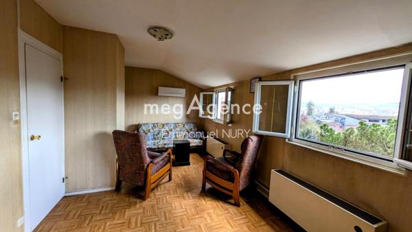 Maison à L' ARBRESLE, 69210 - 7 pièces 202m²