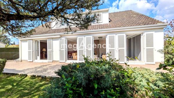 Maison à L' ARBRESLE, 69210 - 7 pièces 202m²