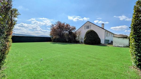 Maison à L' ARBRESLE, 69210 - 7 pièces 202m²