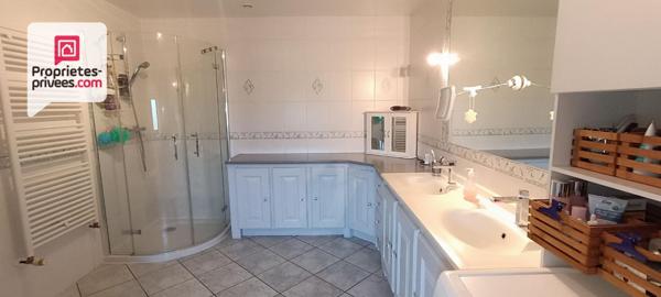 Maison de caractère . 214 m² habitables