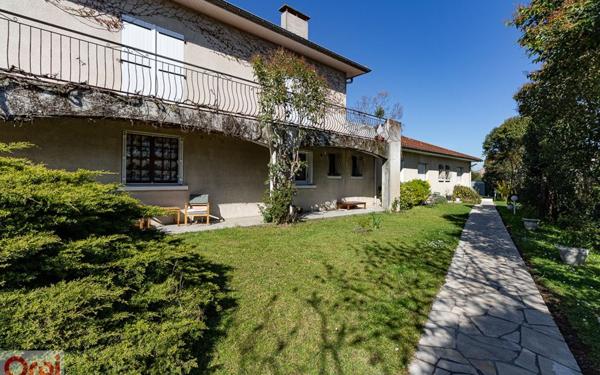 Appartement à louer    1 pièce •  Ramonville-Saint-Agne