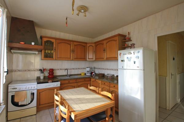 Maison de plain-pied, 4 chambres, sur une parcelle de 1600 m².