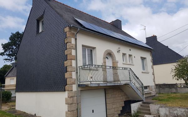 Maison à vendre    5 pièces •  Ploumagoar