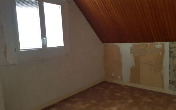 Maison à vendre    5 pièces •  Ploumagoar