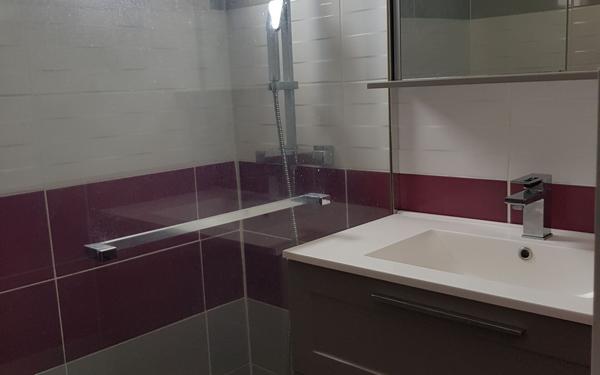 Maison à vendre    5 pièces •  Ploumagoar