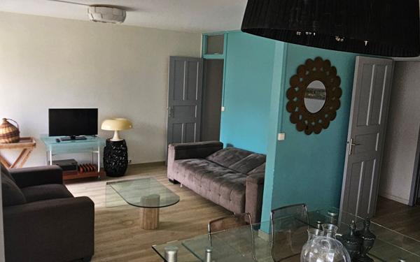 Appartement à vendre    4 pièces • 83,63 m2 Les Abymes