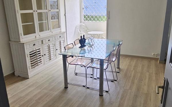 Appartement à vendre    4 pièces • 83,63 m2 Les Abymes