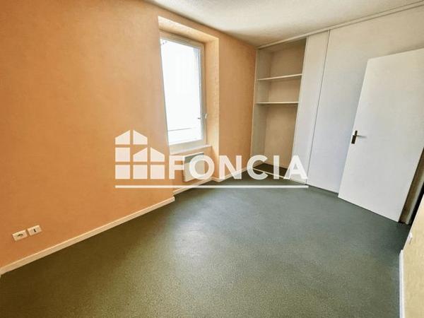 Location Appartement 3 pièces 56.7 m² - 130 ROUTE DE CREMOLIERE Etables 07300