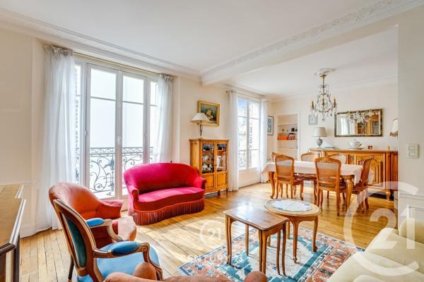 Appartement T5 à vendre  4 pièces - 85,56 m2 PARIS - 75015