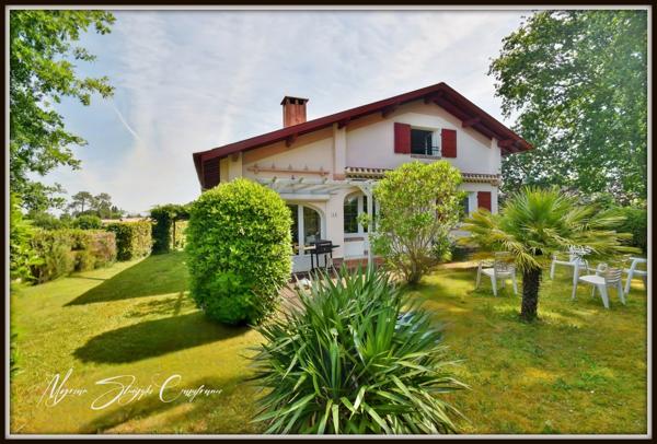 Maison à vendre 5 pièces SOUSTONS (40) de 120 m² environ proche du lac