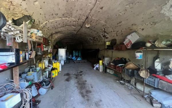 Maison à vendre    1 pièce •  Berrias-et-Casteljau