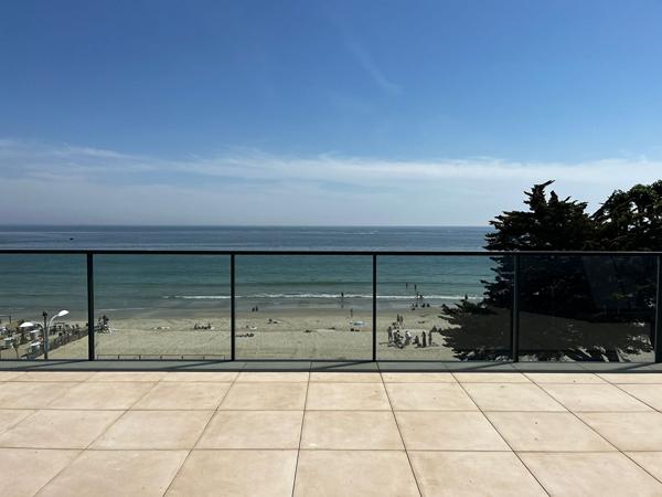 Dernier etage face mer 136m2