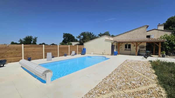 Maison pierre 4 chambres et 150m² de dépendances