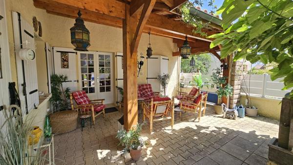 Maison pierre 4 chambres et 150m² de dépendances