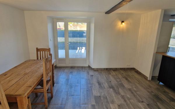 Appartement à louer    2 pièces •  Plouisy