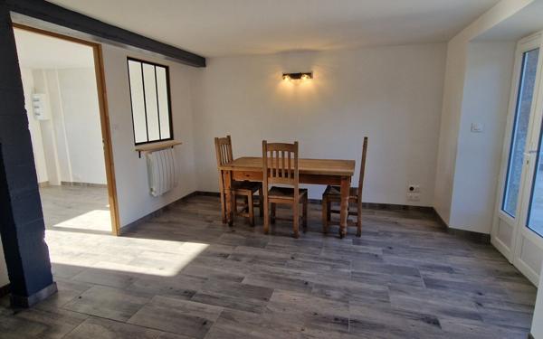 Appartement à louer    2 pièces •  Plouisy