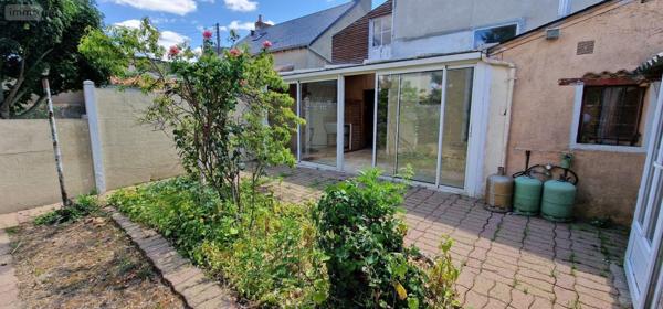Maison de ville à vendre à Thouars dans les Deux-Sèvres (79100), ref : 79079-37