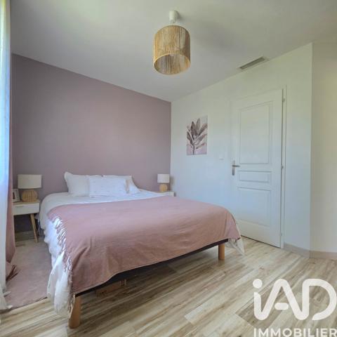Maison à vendre 5 pièces 135 m² Saint-Pierre-d'Eyraud