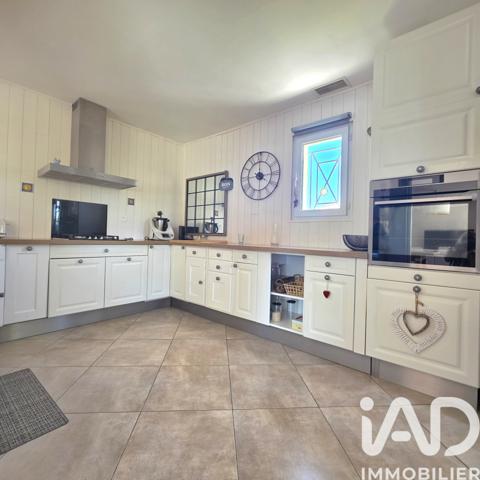 Maison à vendre 5 pièces 135 m² Saint-Pierre-d'Eyraud