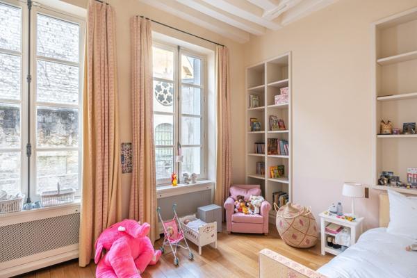 Vente Appartement de luxe Paris 5 5 Pièces 135 m²