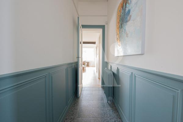 ARCHITECTURE COUP DE COEUR - 1930- MAISON RÉNOVÉE AVEC GRAND JARDIN ET DÉPENDANCE - BÈgles