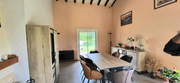 Margès (26260) À vendre – Spacieuse maison 9 pièces de 185 m² avec sous-sol complet et terrain de 4 000 m²