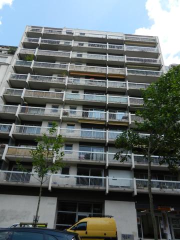 Parking · Location Paris (75020)