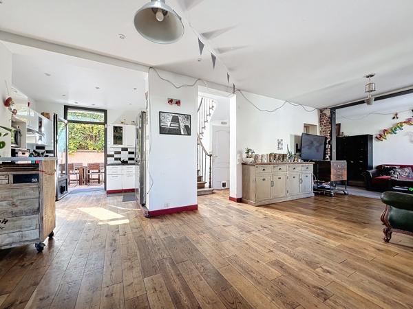 Saint-Ouen-sur-Seine (93400) MAISON AVEC JARDIN A USAGE MIXTE
