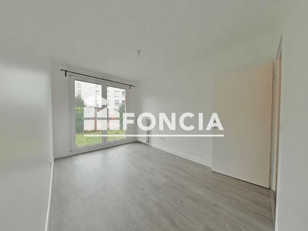 Location Appartement 3 pièces 60.47 m² - 12-14-16 RUE GRAFFAN Livry Gargan 93190