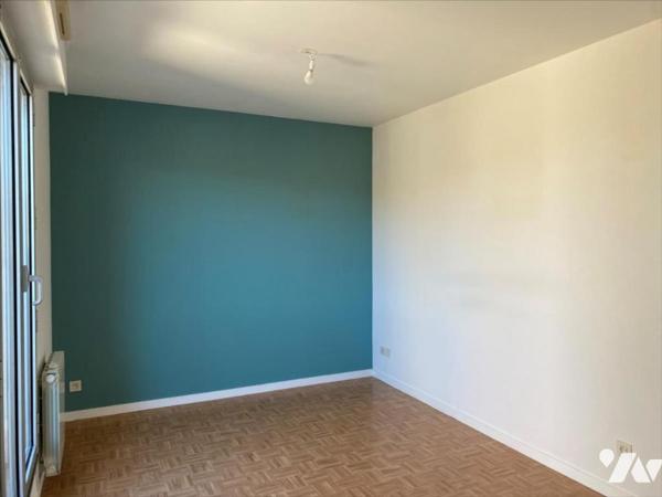 Appartement de Type 2 au 3ème étage avec ascenseur et terrasse