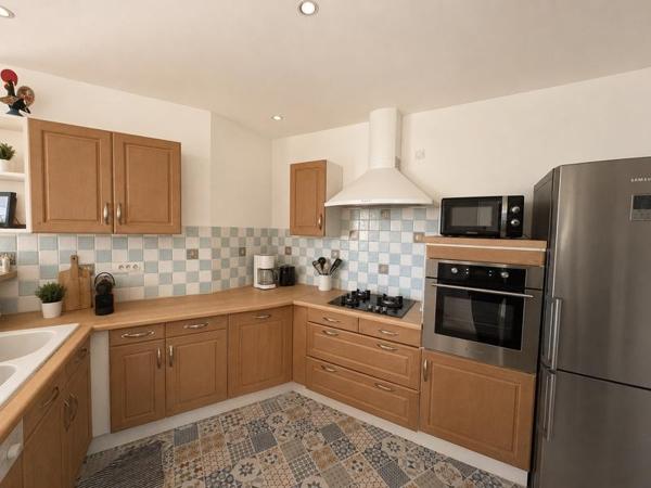 Maison à louer 1 150 € CC Lasseube-Propre 4 p 97 m² DPE C