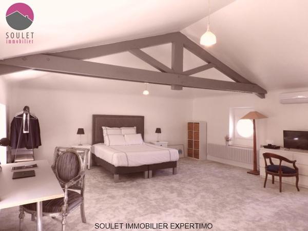 PROPRIETE 390 m2