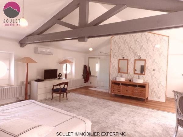 PROPRIETE 390 m2