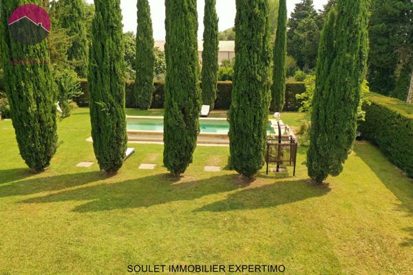 PROPRIETE 390 m2