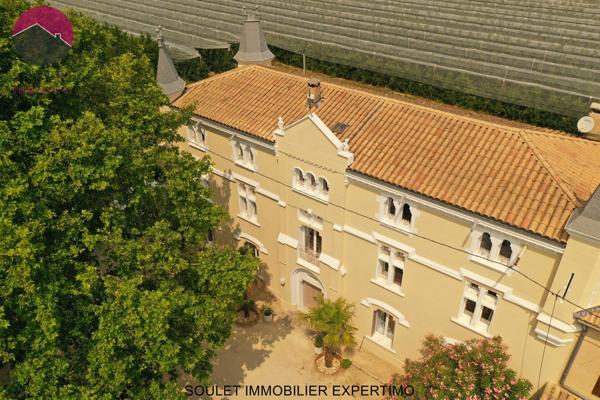PROPRIETE 390 m2