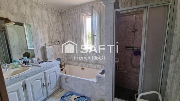 Maison de 175m2 sur 8000m2 de terrain