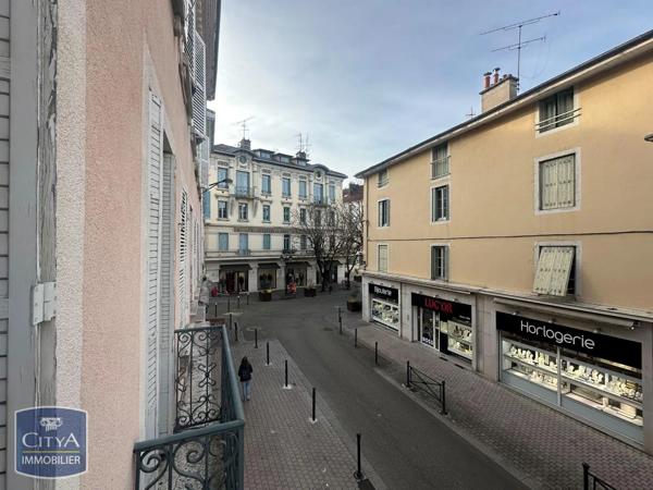 Appartement à louer 3 pièces 95.82m²