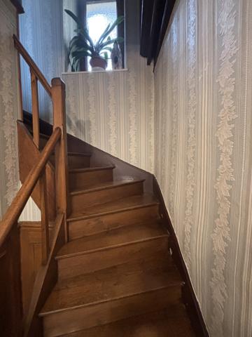 CHATILLON SUR SEINE :Maison de 110 m² proche du centre ville avec dépendance sur un terrain clôt de 600m² Châtillon-sur-Seine (21400)