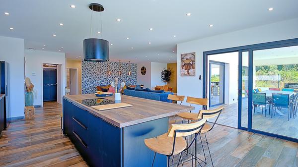 Maison à BASTELICACCIA, 20129 - 5 pièces 172m²