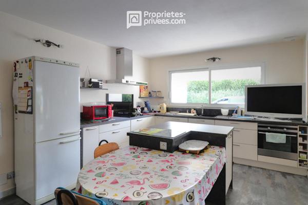 Maison Saint Andre De La Marche 6 pièce(s)